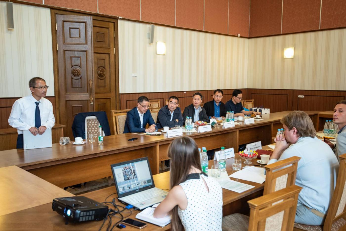 БНТУ посетила делегация из Китайской Народной Республики 